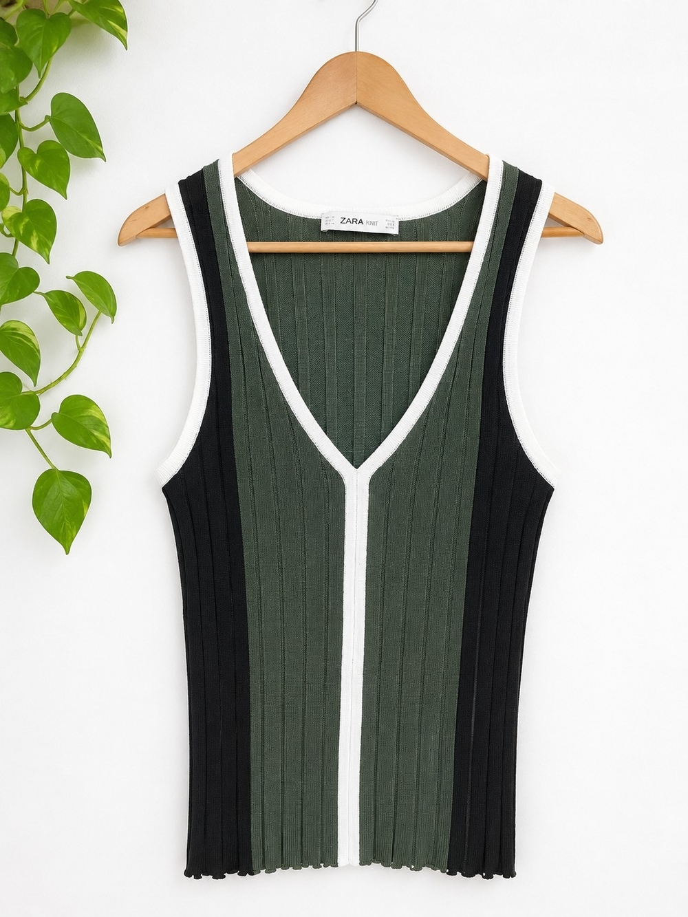 Zara Olive Green & Black Ribbed V-Neck Tank with White Trim